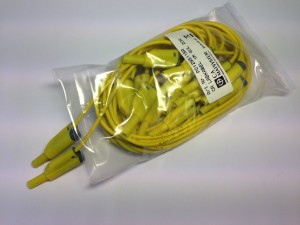 Laboratoriokaapelit: 1 m